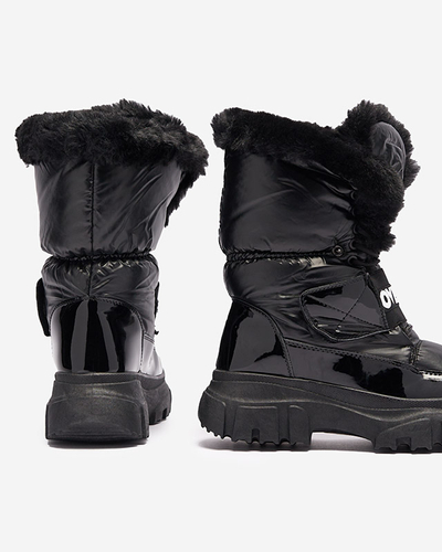 Дамски ботуши за сняг с плоска подметка в черно Sapollo- Footwear