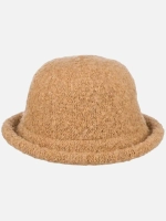 светлокафяв