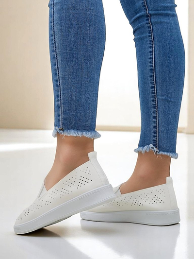 Royalfashion Ажурни дамски обувки без връзки Mayla