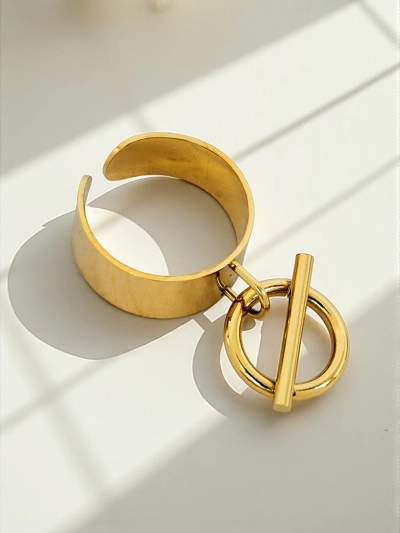 Гривна тип обръч Dolce Vita с декоративни талисмани