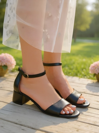 Royalfashion Дамски сандали на нисък ток SoftHeels