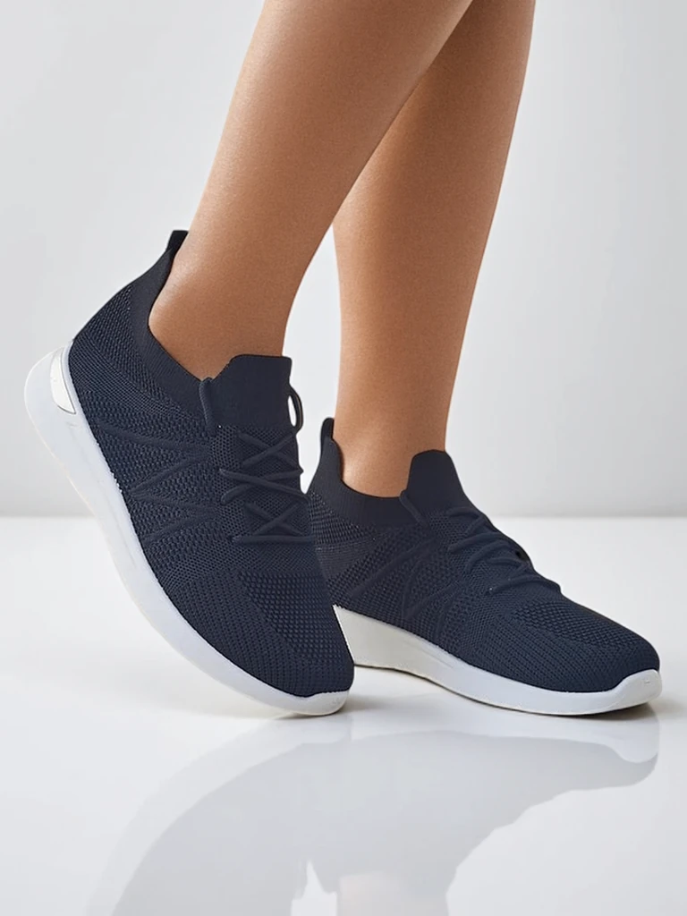 Royalfashion Женски текстилни спортни обувки Вътре