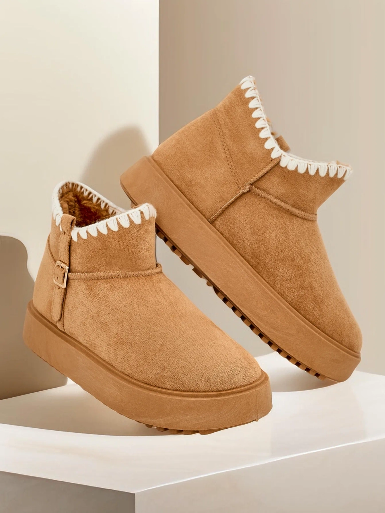 Royalfashion Къси дамски снежни ботуши Ewioz