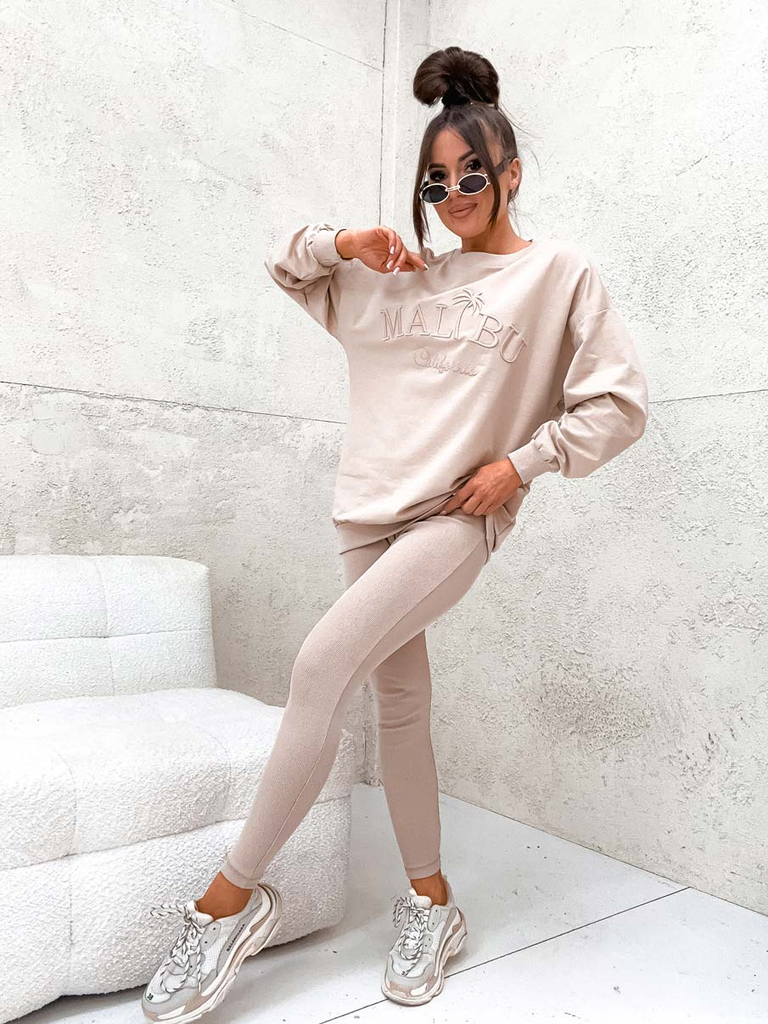 Royalfashion Дамски комплект с клинове