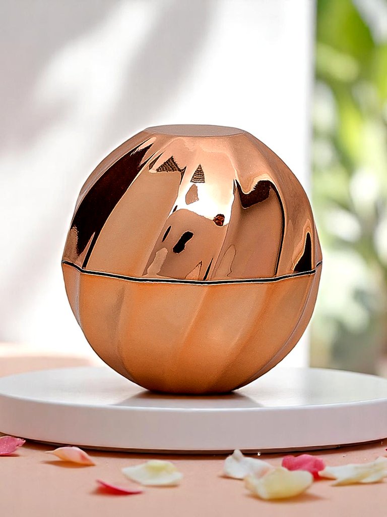 Парфюм под формата на балсам, вдъхновен от Black Opium