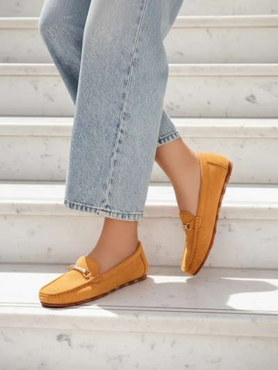 Дамски мокасини Camel Aurelia велурени с декорация - комфорт и стил на равна подметка