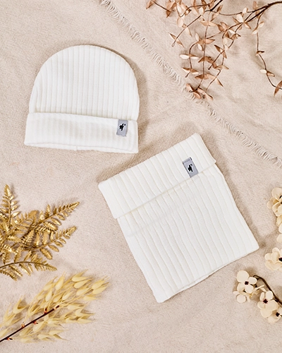 Зимен универсален комплект Royalfashion - шапка с гривна за врата