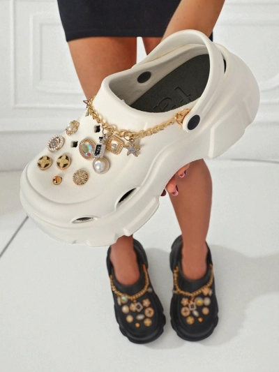 Сандали Caligae Aurelia Bianca с декорации chain в стил glamour