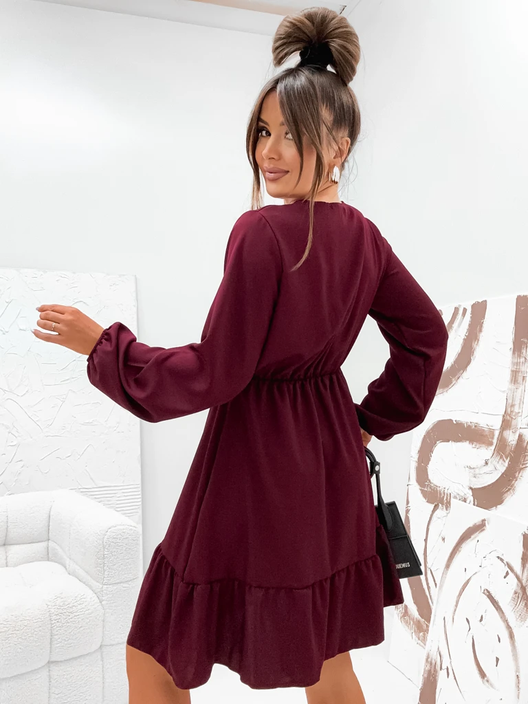 Royalfashion Дамска мини рокля с волани и прегърната яка