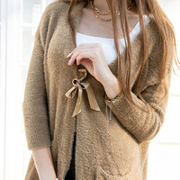 светлокафяв || кафяв