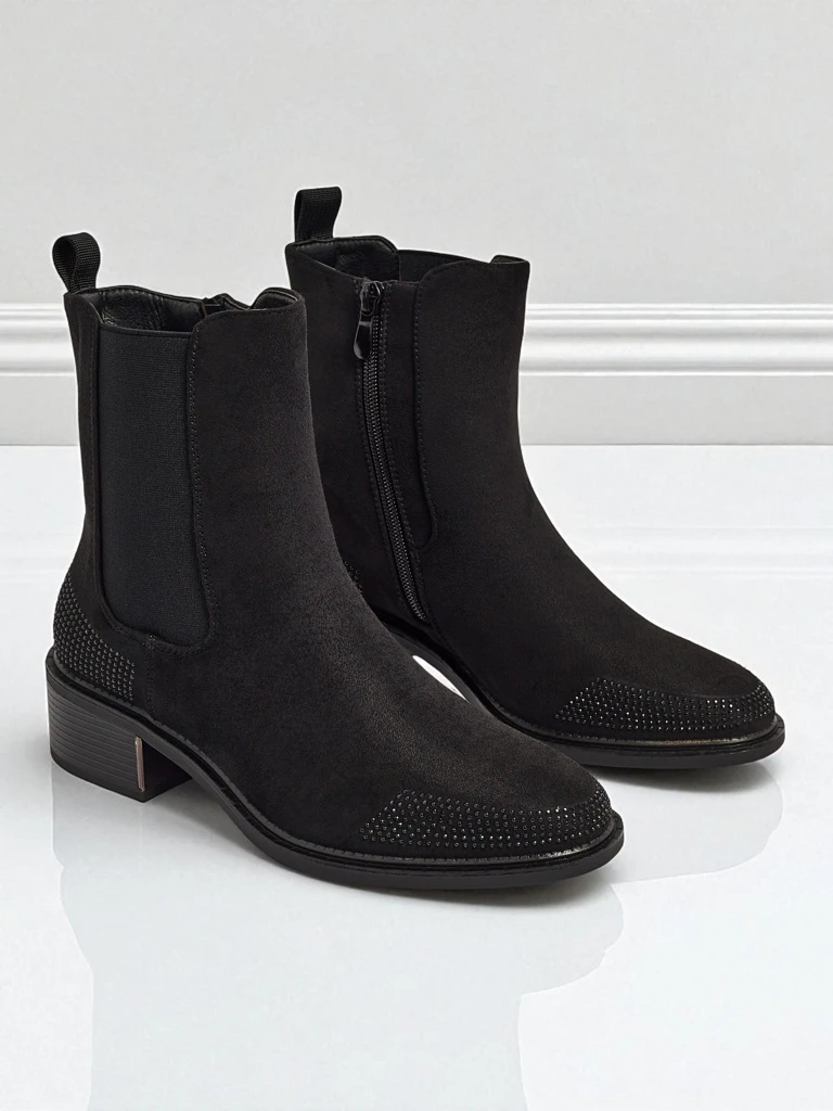 Дамски боти от еко велур, украсени с цирконии TangleMist