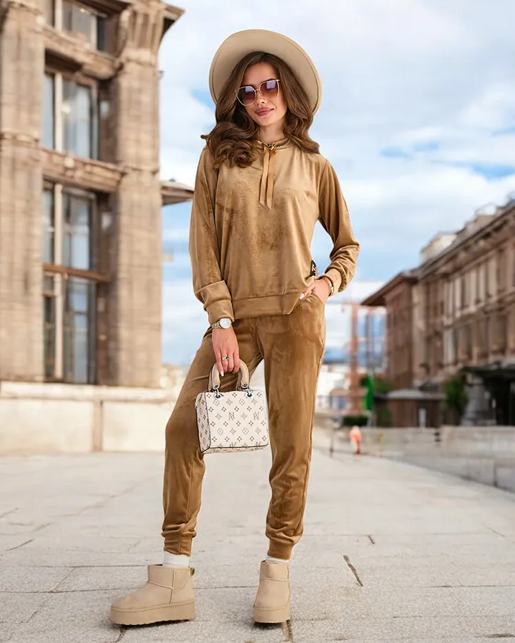 Royalfashion Дамски комплект а'ла велур