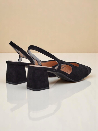 Royalfashion Дамски обувки на нисък ток с декоративен нос Eleganzo