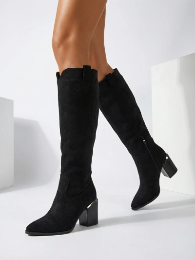 Дамски еко велурени ботуши на ток Ferrevi