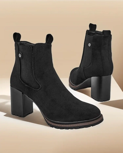 Женски еко-велурени глезенови боти на марката Royalfashion на стълбата Idilla