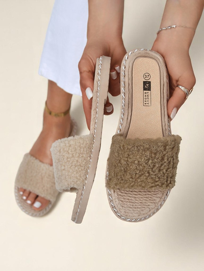 Royalfashion Дамски чехли с кожух Cozy Step