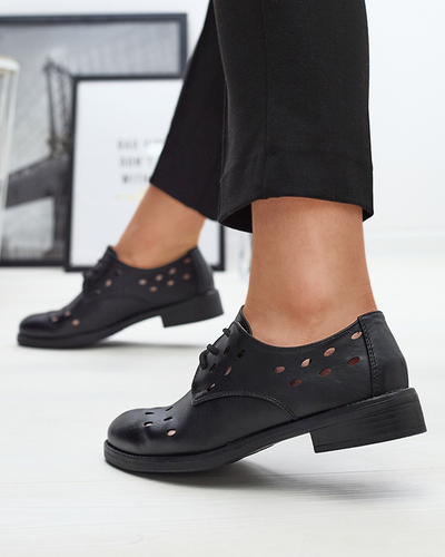 Дамски полуобувки с ажурна връзка от екокожа в черно Selofso- Footwear