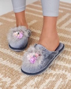 гълъбово сиво