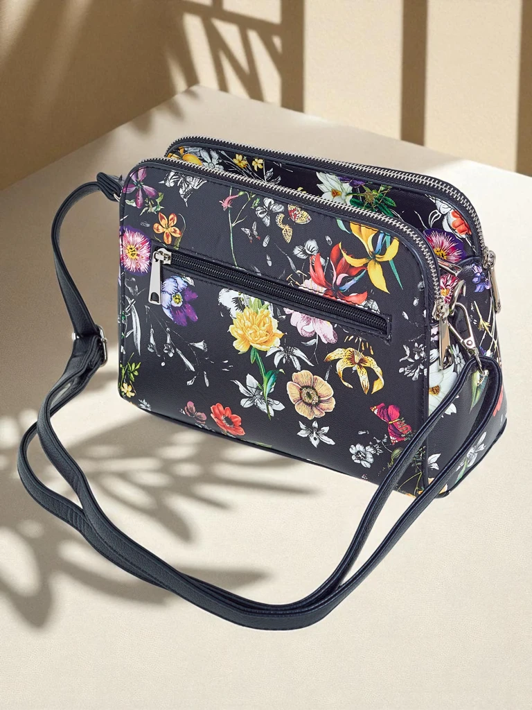 Royalfashion Малка дамска чанта от еко кожа Florentia