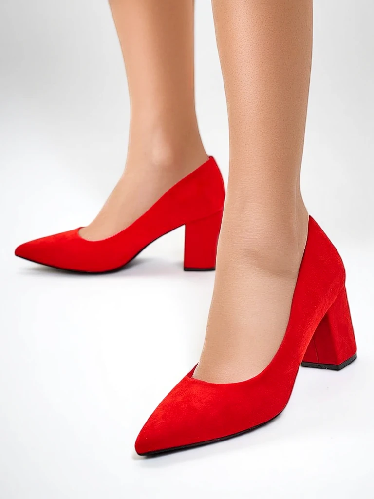 Royalfashion Дамски помпи от еко велур Ugandes