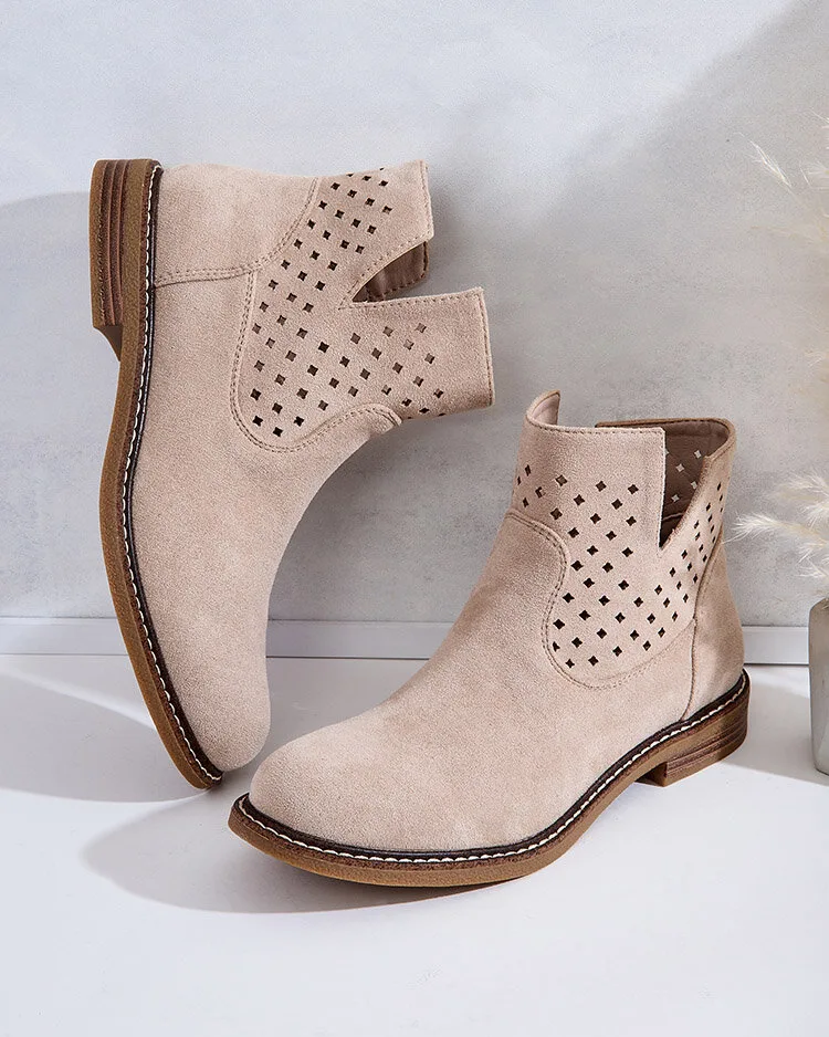 Royalfashion Светлокафяви дамски ботуши Rito