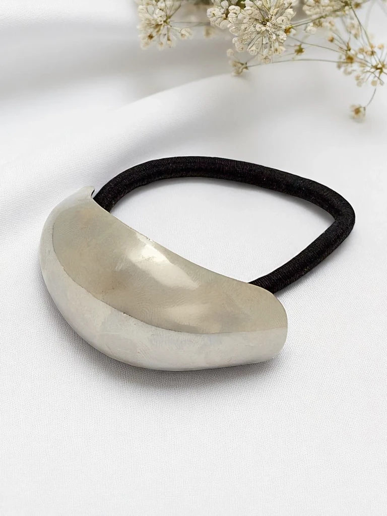 Royalfashion Ластик за коса с полукръгла декорация Halfmoon Twist