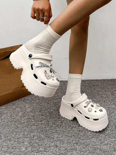 Royalfashion Жени гумени сандали с декорации Dellos