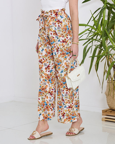 Дамски бели панталони палацо с оранжеви цветя - Облекло