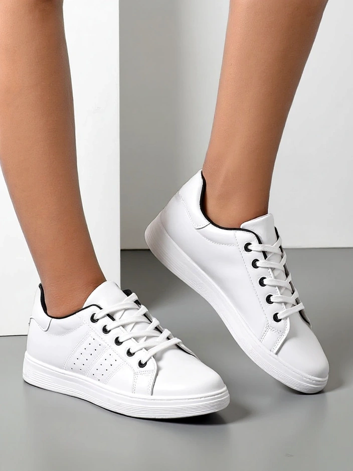 Royalfashion Дамски спортни обувки с дантела Fogod