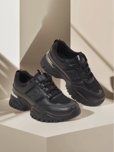 Дамски сникърси Arete Nero на равна подметка от екологична кожа