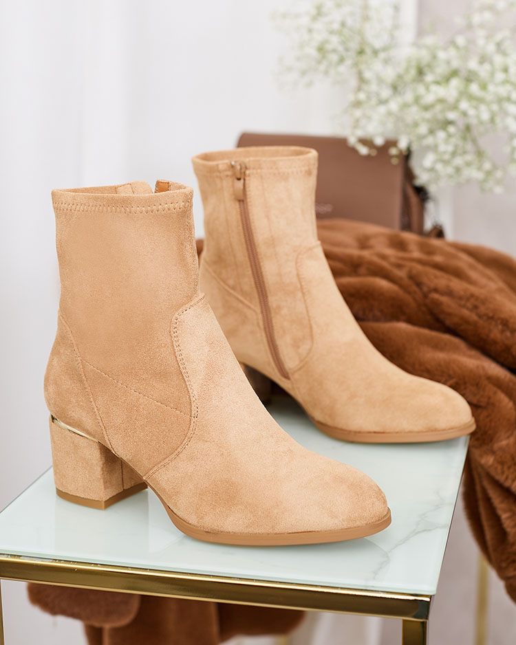 Royalfashion Светлокафяви дамски ботуши с нисък ток Rejerra