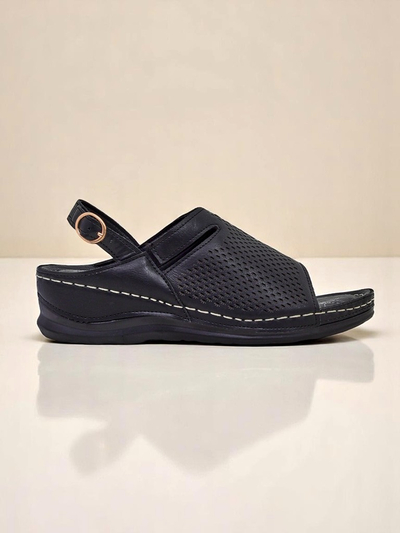 Royalfashion Дамски сандали на нисък ток Mira