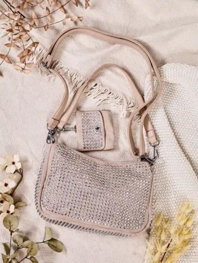 Royalfashion Малка дамска чанта с шипове