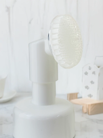 Почистваща хидратираща пяна за лице намаляваща обезцветяването КОКОС 150 мл