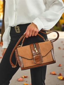 Тъмнокафяв