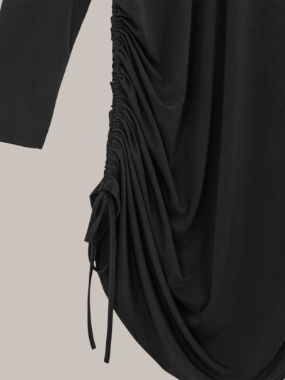 Рокля за дами от Royalfashion с набирания