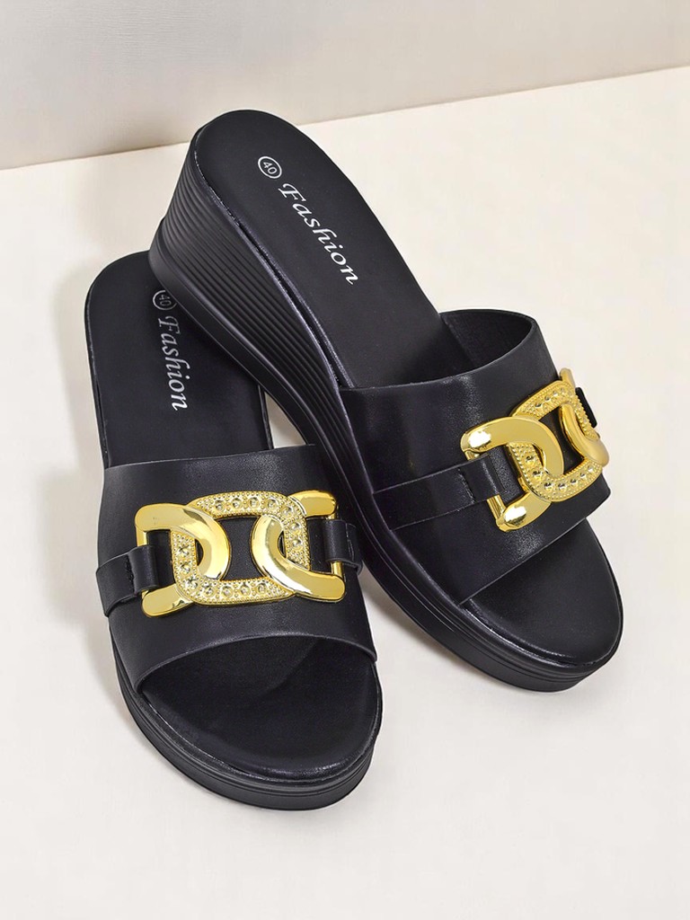 Royalfashion Дамски сандали на платформа Nolia