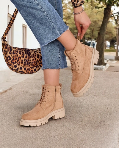 Дамски трапъри на Royalfashion Savbery