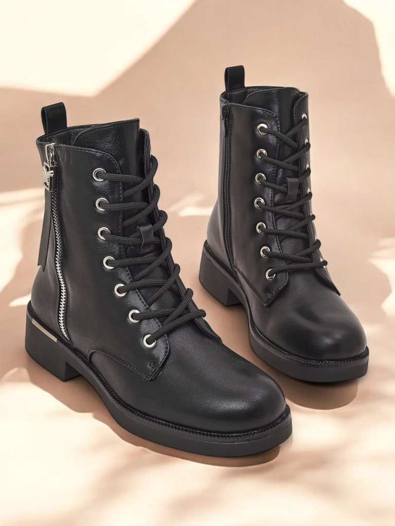 Дамски ботуши с връзки Royalfashion Selocii