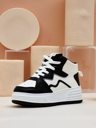 Royalfashion Високи дамски спортни обувки Quiedy