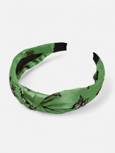 тъмнозелено