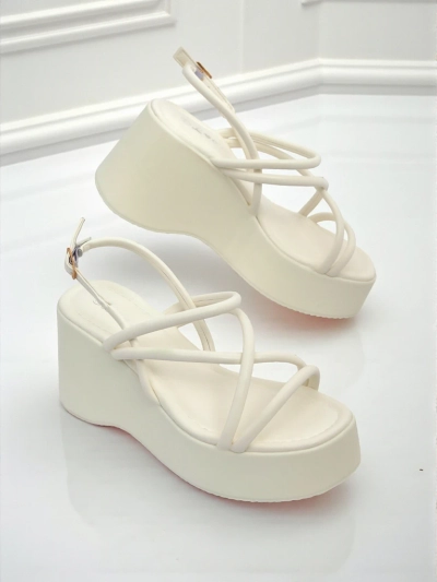 Royalfashion Дамски сандали на котурн Skyline Straps