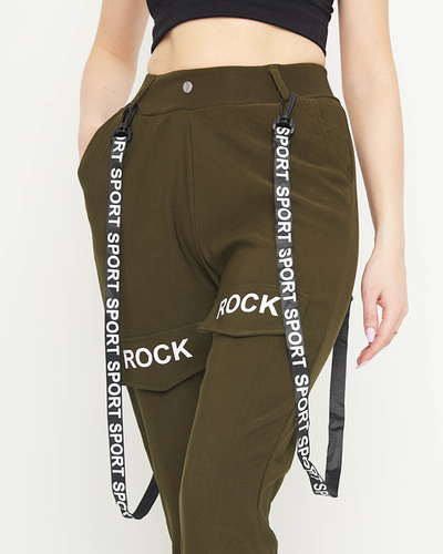 Ciemnozielone damskie materiałowe spodnie typu bojówki z szelkami - Odzież