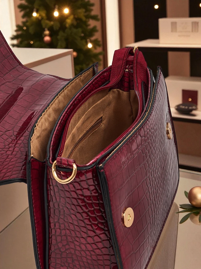 Малка дамска чанта от еко кожа Tesic