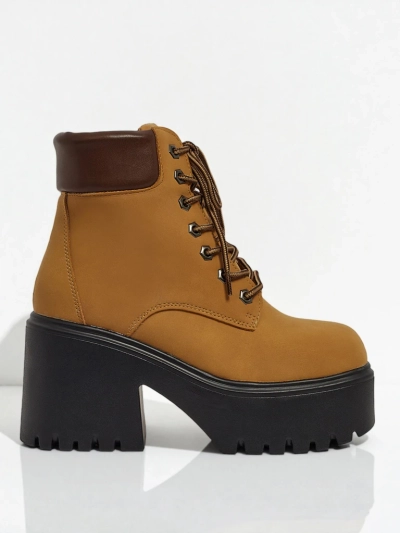 Дамски боти от еко велур на ток и платформа Tavlissa