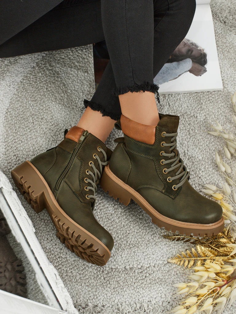 Дамски боти трапери Maestroe