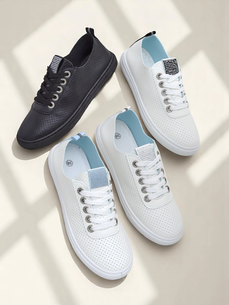 Royalfashion дамски маратонки с камъчета Cytorrie