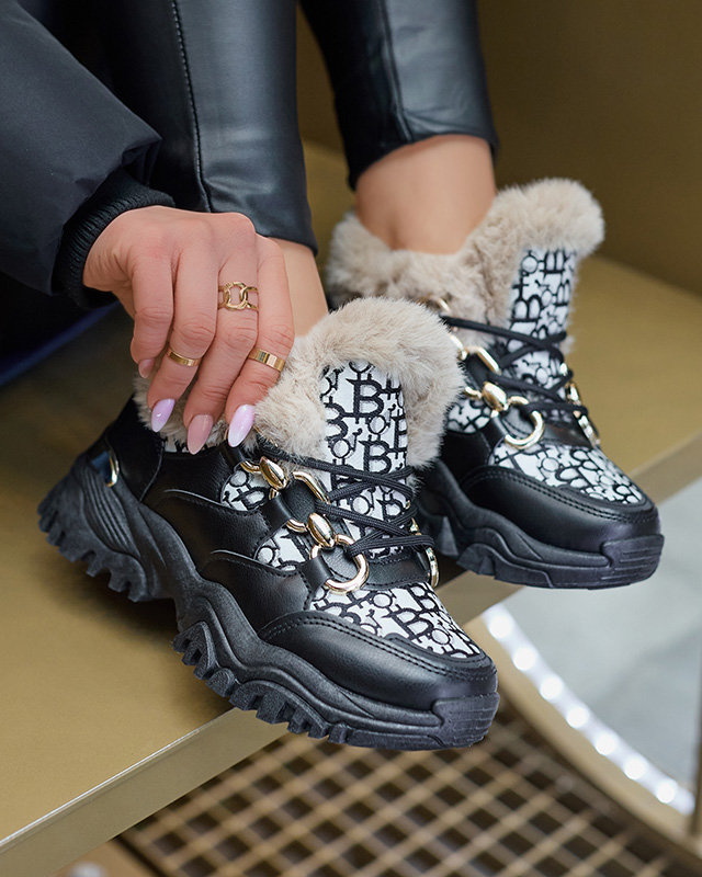 Дамски спортни обувки с кожа в черно Reyma- Footwear