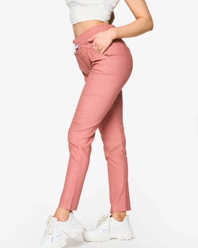 Дамски прав панталон от плат в розово PLUS SIZE- Облекло