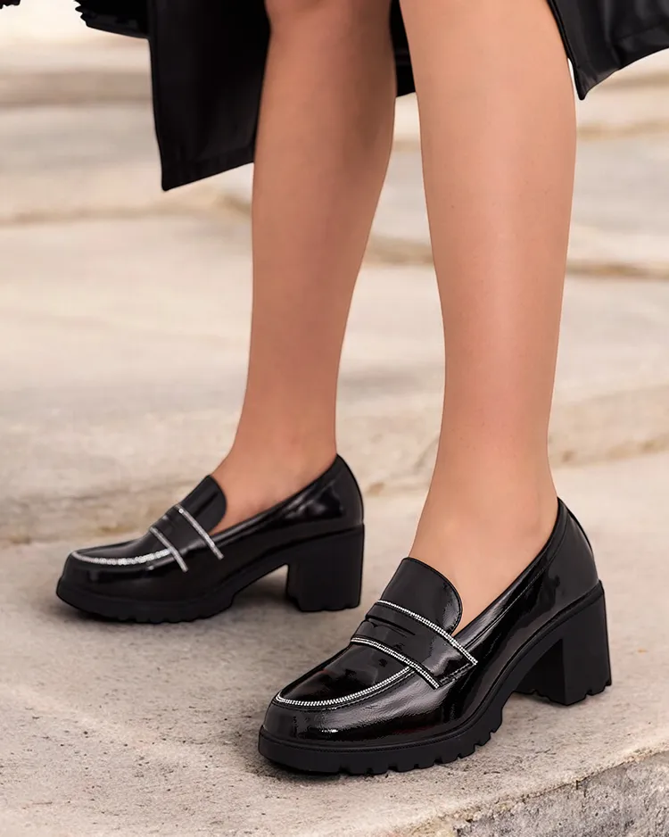 Дамски обувки на Royalfashion Patent Loafers Befies